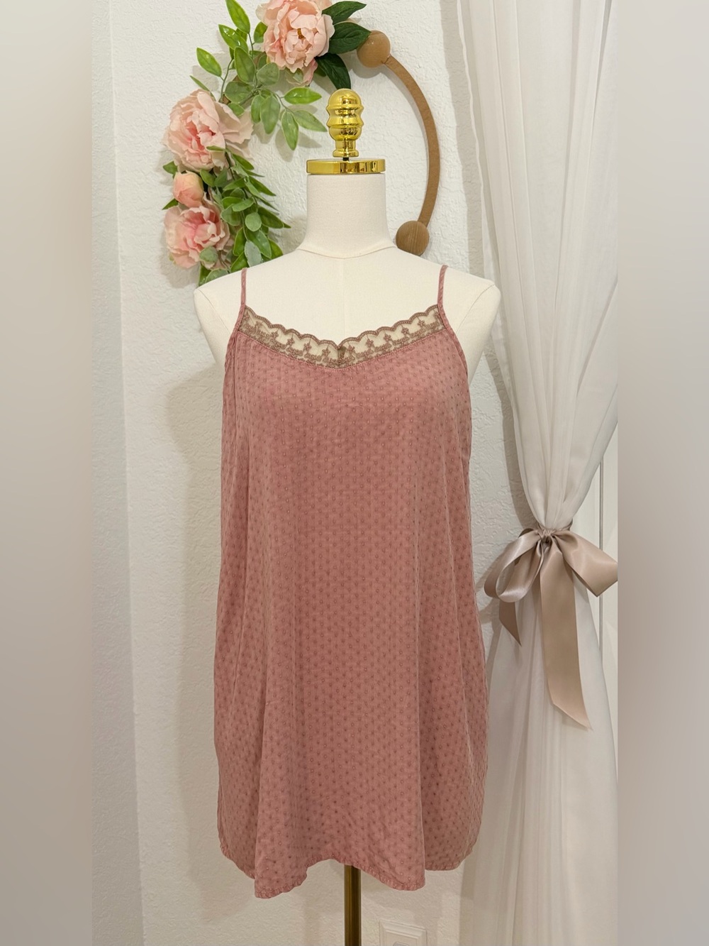 NEW Easel Dusty Rose Pink Cami Tank Top Cottagecore Boho Chic Size L - NEW NWT